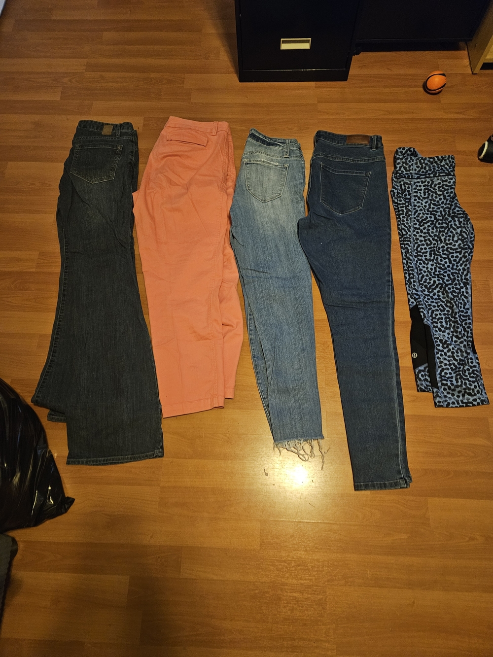 Women's Clothing Lot Size Medium